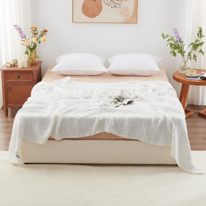 Love's Cabin 6 Layer Cotton Muslin Blanket (Queen Size, White) (image 2)
