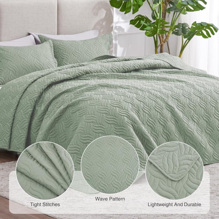 Love's Cabin Sage Quilt Set - Lightweight Microfiber Bedspread (image 5)