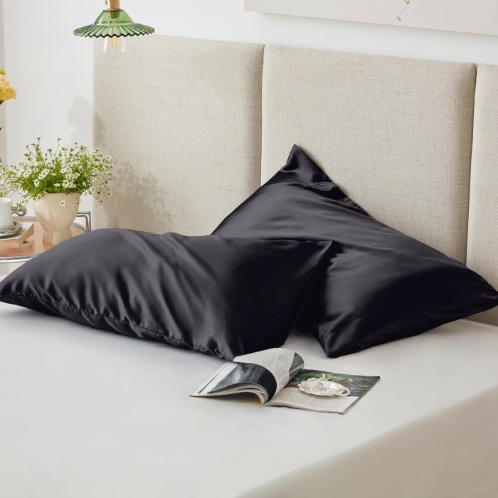 Love's Cabin Satin Pillowcase Set (Black, 20x30 inches) (image 5)