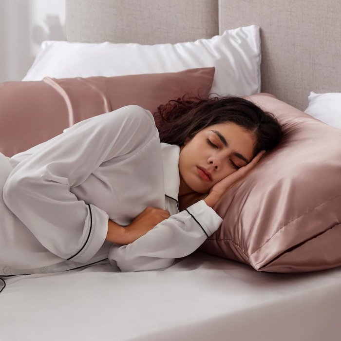 Love's Cabin Satin Pillowcase Set (Burlwood, 20x30 inches) (image 4)