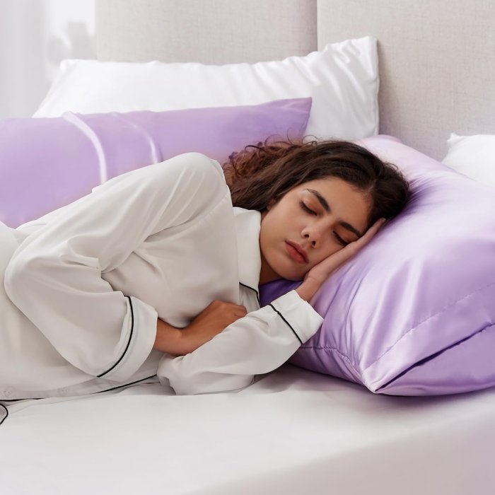 Love's Cabin Satin Pillowcase Set (Light Purple, 20x30 inches) -  Cooling Envelope Closure (image 2)
