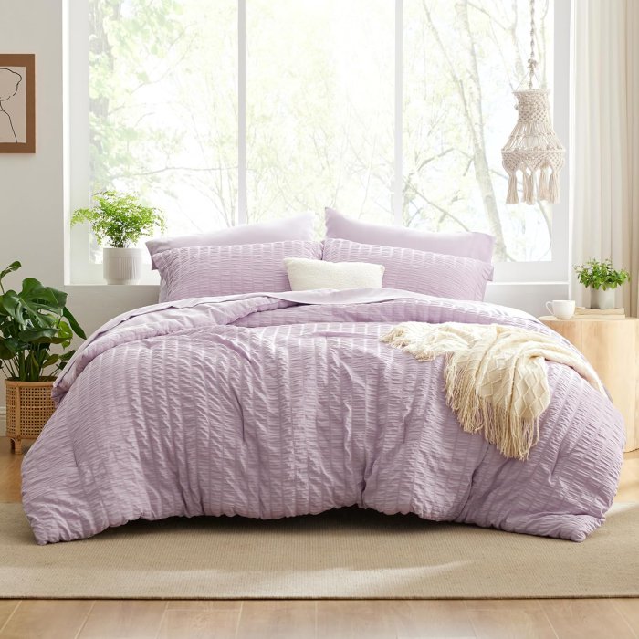 Love's Cabin Seersucker Lavender Twin Comforter Set (5 Pieces) (image 2)