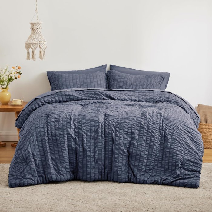 Love's Cabin Seersucker Navy Blue Queen Comforter Set 7 Pieces (image 2)