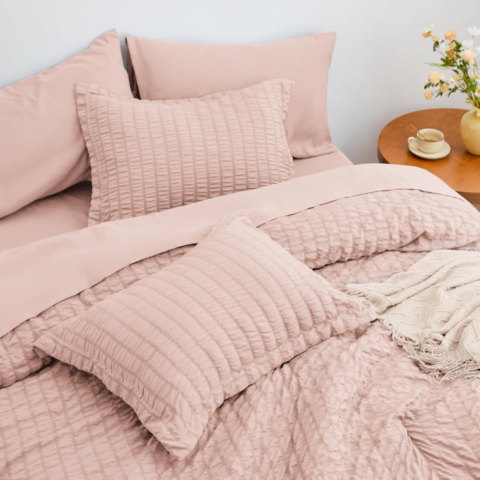 Love's Cabin Seersucker Pink Queen Comforter Set - 7 Pieces (image 5)