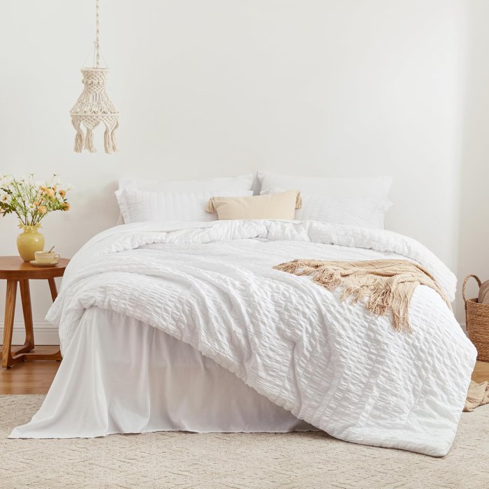 Love's Cabin Seersucker White Queen Comforter Set 7 Pieces (image 2)